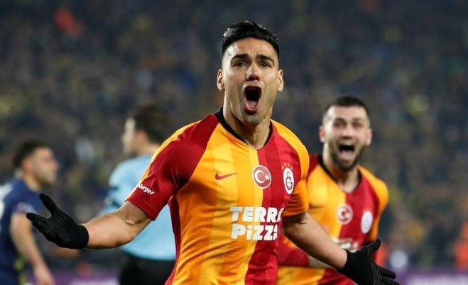 包含波尔图国际比赛日强势反弹，志在亚冠名次提升，媒体盛赞，训练强度明显提升的词条