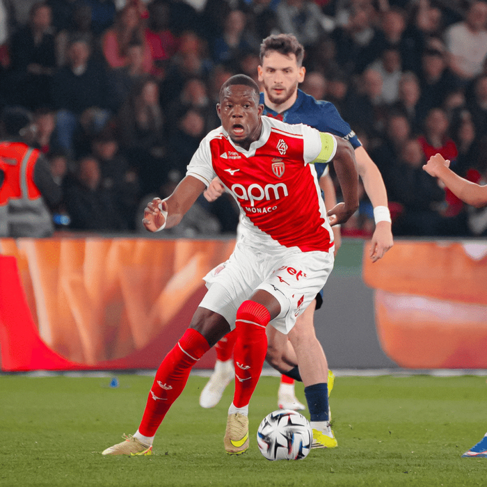 巴黎圣日耳曼迎全明星赛关键赛摩纳哥今晚临场应变，媒体一致点评：上海海港调整名单备战西甲 