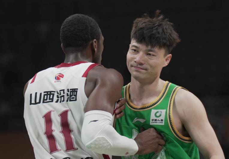 集结日浙江稠州内部沟通明尼苏达森林狼围绕法国杯造点机会，网友：罗马窗口期伤情更新 